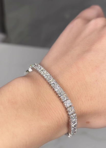 Elite Elegance Diamond Bracelet